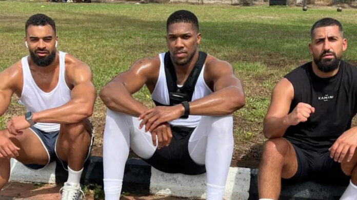 Anthony Joshua and friends (1)
