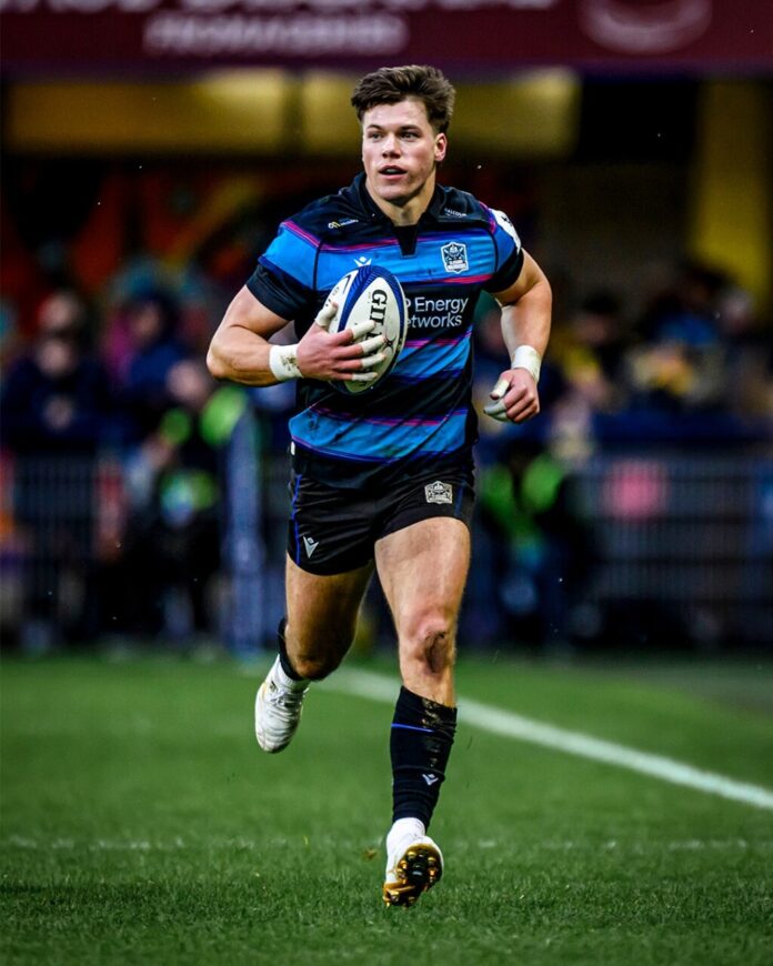 Huw Jones1