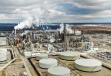 Oil prices hit highest since 2022 on Iran tensions and military strike reports