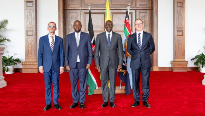 Ruto with diplomats