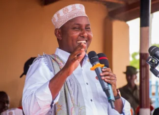 ‘Pesa ya Impeachment Alitumia Kwa Sherehe’:Junet Takes Swipe at Sifuna’s Rural Home