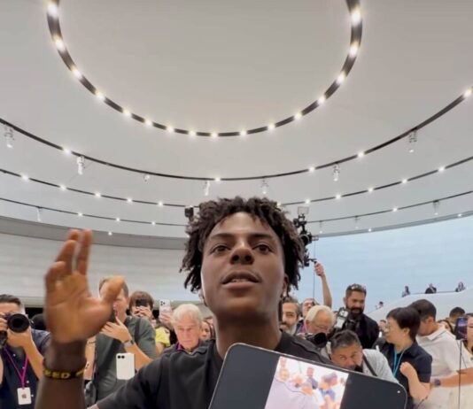 IShowSpeed Purchase iPhone Duo First and Takes Selfie With Apple CEO John Ternus