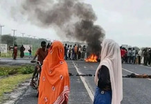 Buildings Torched as Fresh Clashes Leave Several Injured in Moyale Buildings Torched as Fresh Clashes Leave Several Injured in Moyale